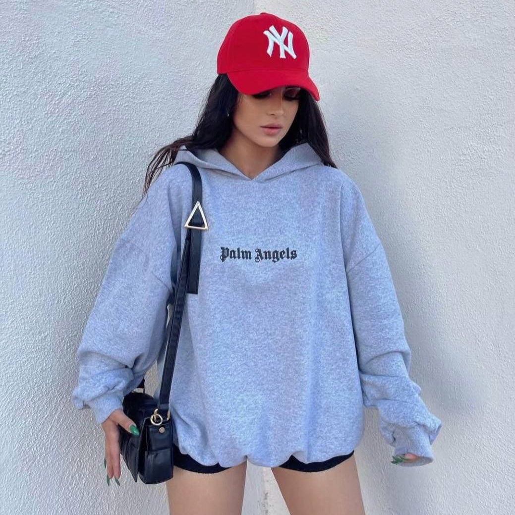 Kvinnors Oversized Hoodie med Känguruficka Mirla-Eva Jonsson