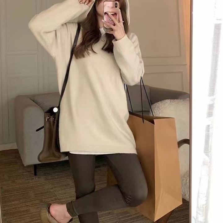 Kvinnors Oversized Hoodie med en avslappnad passform och praktiska fickor Mirla-Eva Jonsson