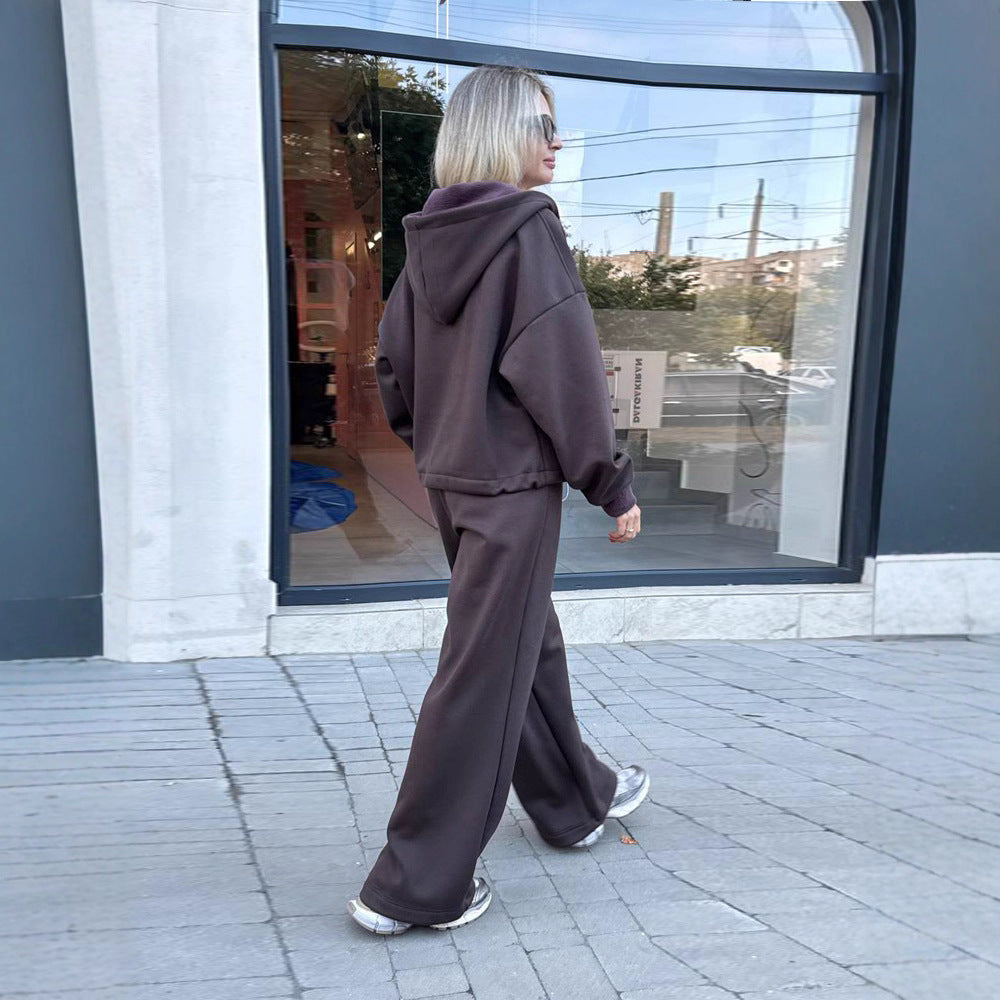 Kvinnors Oversized Hoodie och Vida Byxor Set Mirlaigt-Eva Jonsson