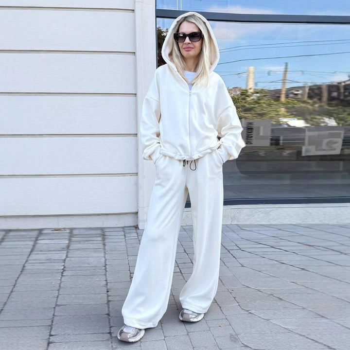 Kvinnors Oversized Hoodie och Vida Byxor Set Mirlaigt-Eva Jonsson