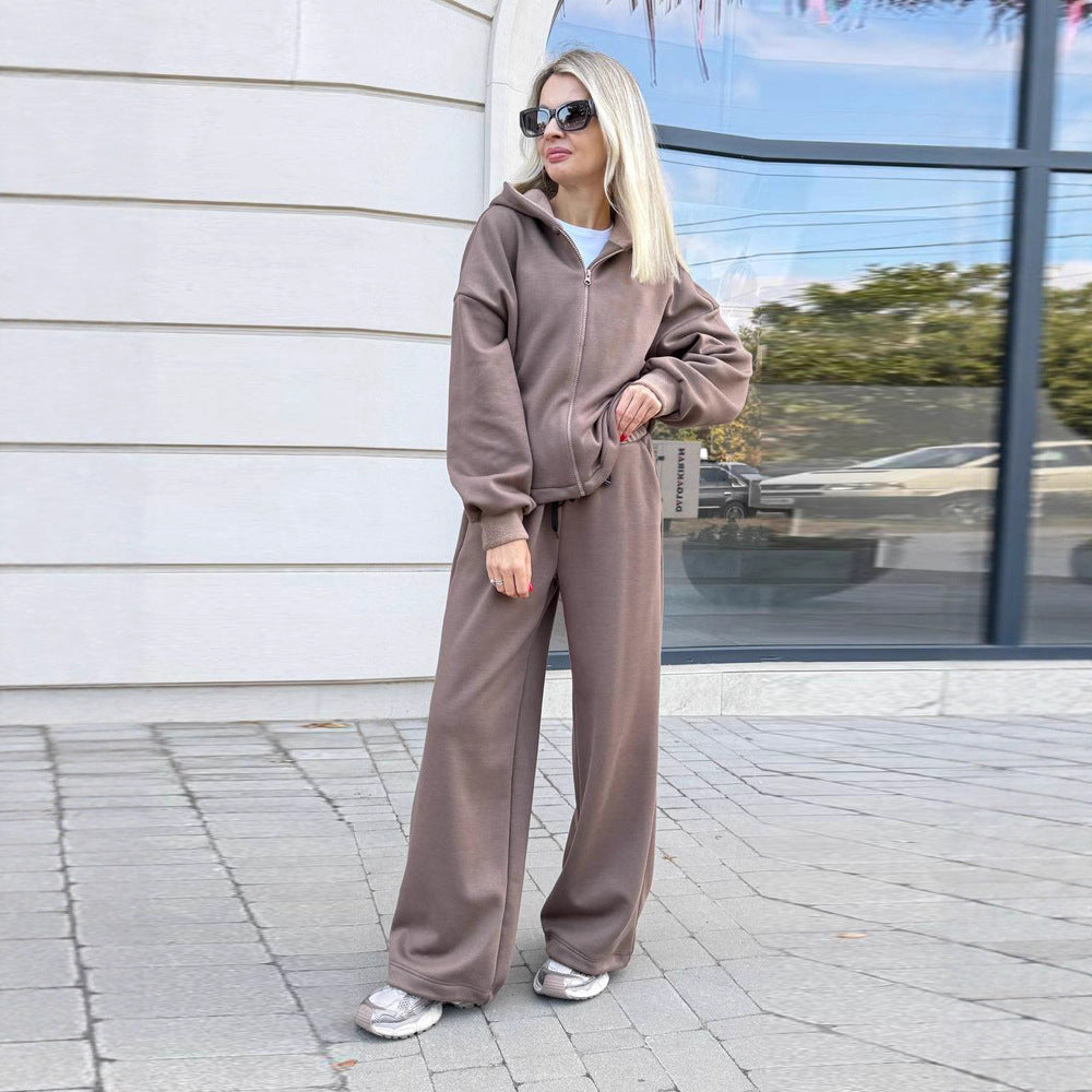 Kvinnors Oversized Hoodie och Vida Byxor Set Mirlaigt-Eva Jonsson