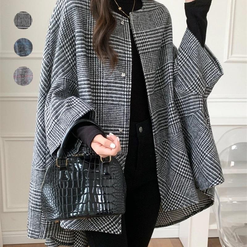 Kvinnors Oversized Kofta i Modern Kollar Mönster Mirla-Eva Jonsson