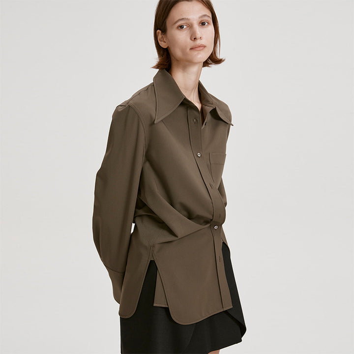 Kvinnors Oversized Skjorta Blus med Framträdande Krage Mirla-Eva Jonsson