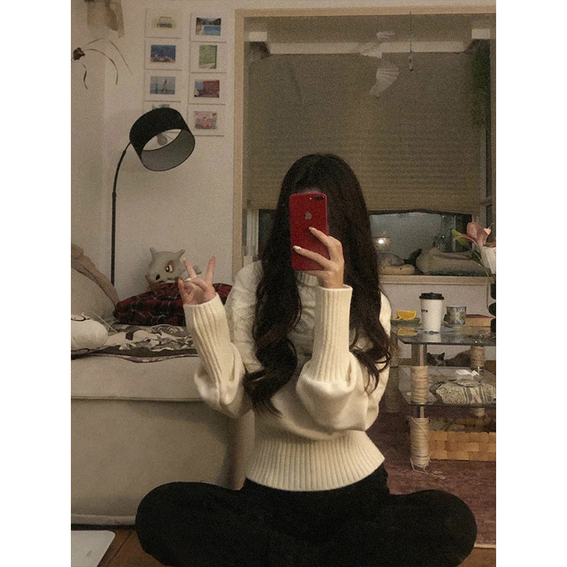 Kvinnors Oversized Stickad Tröja med Hög Krage och Texturerad Design Mirla-Eva Jonsson
