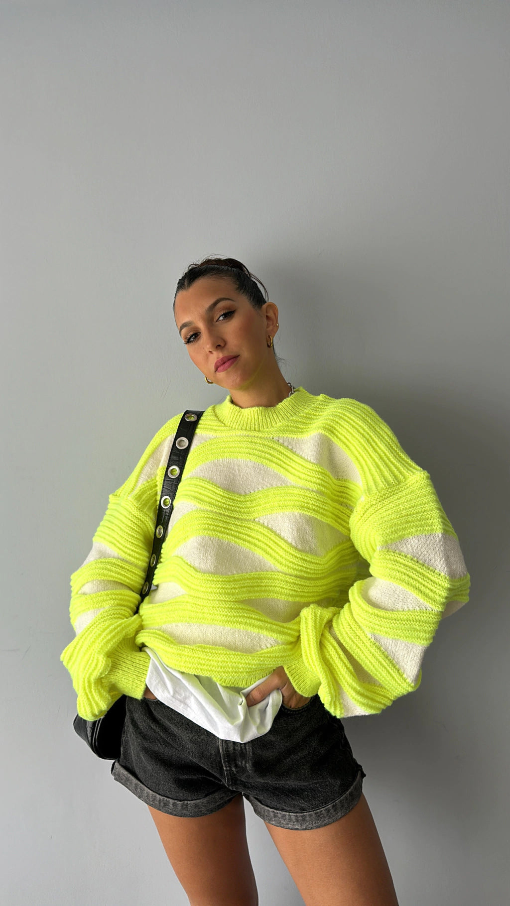Kvinnors Oversized Stickad Tröja med Vågmönster Mirla-Eva Jonsson