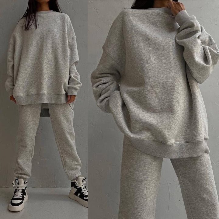 Kvinnors Oversized Sweatset med Hög Krage och Avslappnad Passform-Eva Jonsson