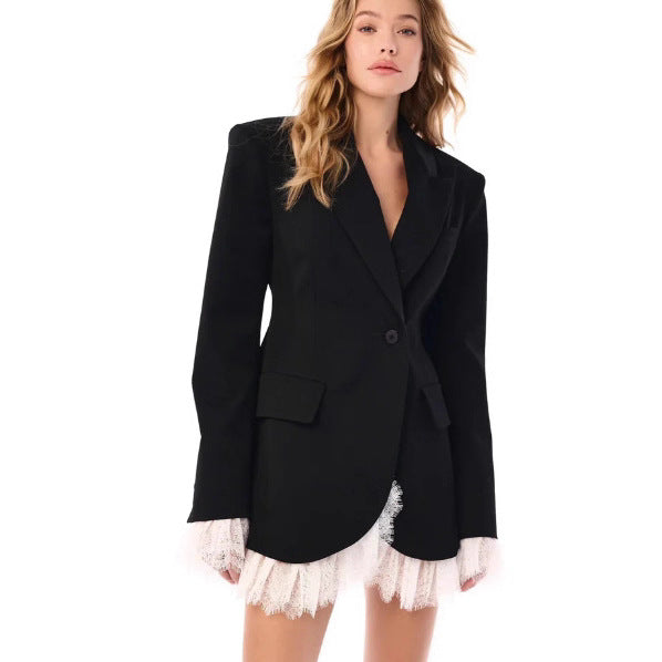 Kvinnors Overstora Blazer med Spetsdetaljer Mirla-Eva Jonsson