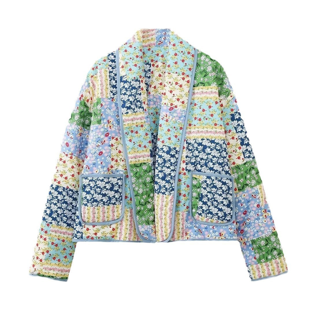 Kvinnors Patchwork Kimono Jacka i Romantisk Design med Praktiska Fickor Mirla-Eva Jonsson