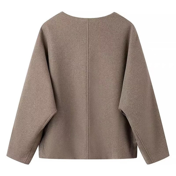 Kvinnors Plus Size Blazer Jacka i Minimalistisk Design Mirla-Eva Jonsson