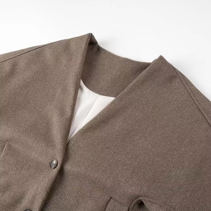 Kvinnors Plus Size Blazer Jacka i Minimalistisk Design Mirla-Eva Jonsson