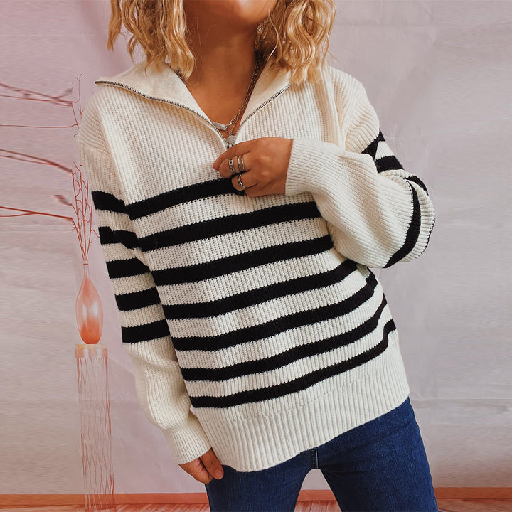 Kvinnors Pullover med Dragkedja och Trendigt Randigt Mönster Mirla-Eva Jonsson