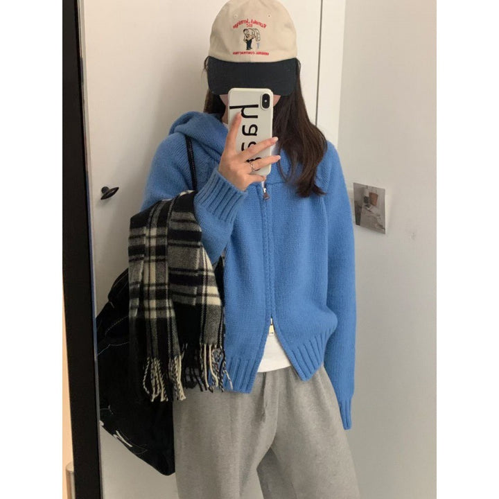 Kvinnors Snuggly Hoodie Kofta med Dragkedja och Stora Fickor Mirla-Eva Jonsson