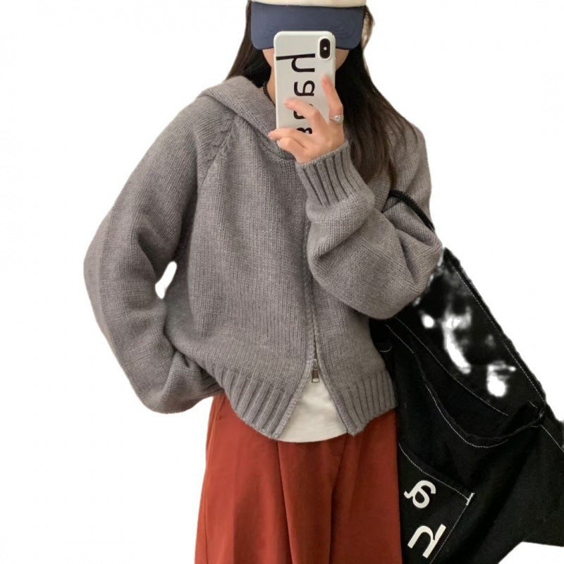 Kvinnors Snuggly Hoodie Kofta med Dragkedja och Stora Fickor Mirla-Eva Jonsson