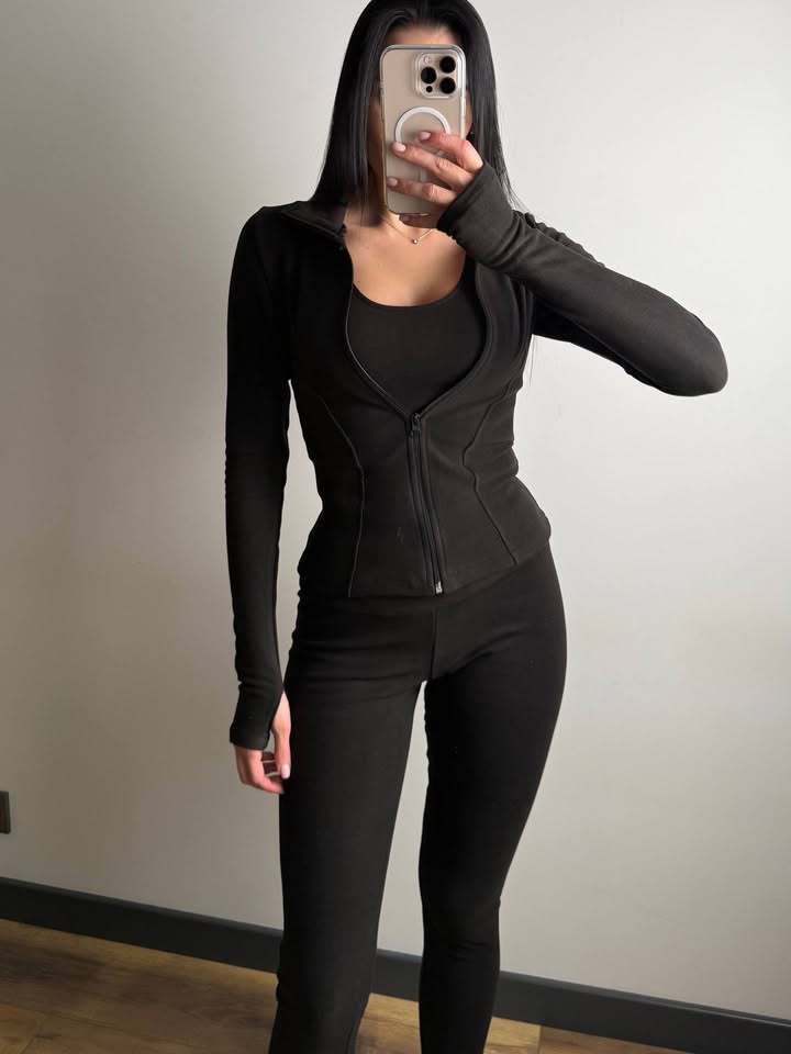 Kvinnors Sportig Funktionell Jacka och Leggings Set Mirla-Eva Jonsson