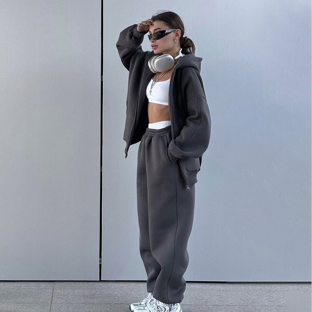 Kvinnors Sportig Hoodie och Joggingbyxor Set Mirla-Eva Jonsson