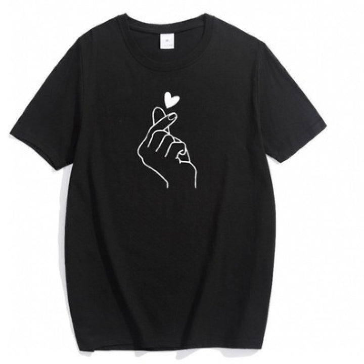 Kvinnors T-shirt med kreativt hjärta-design och lös passform Mirla-Eva Jonsson