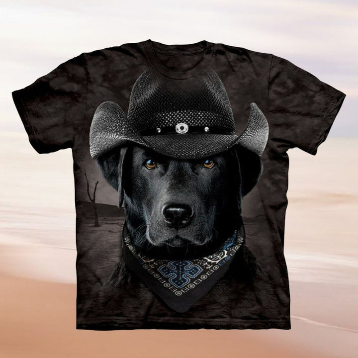 Kvinnors T-shirt med kreativt hundmotiv och cowboyhattdesign Mirla-Eva Jonsson