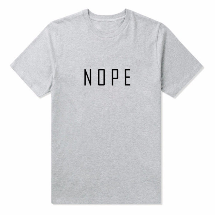 Kvinnors T-shirt med modern iögonfallande text Mirla-Eva Jonsson