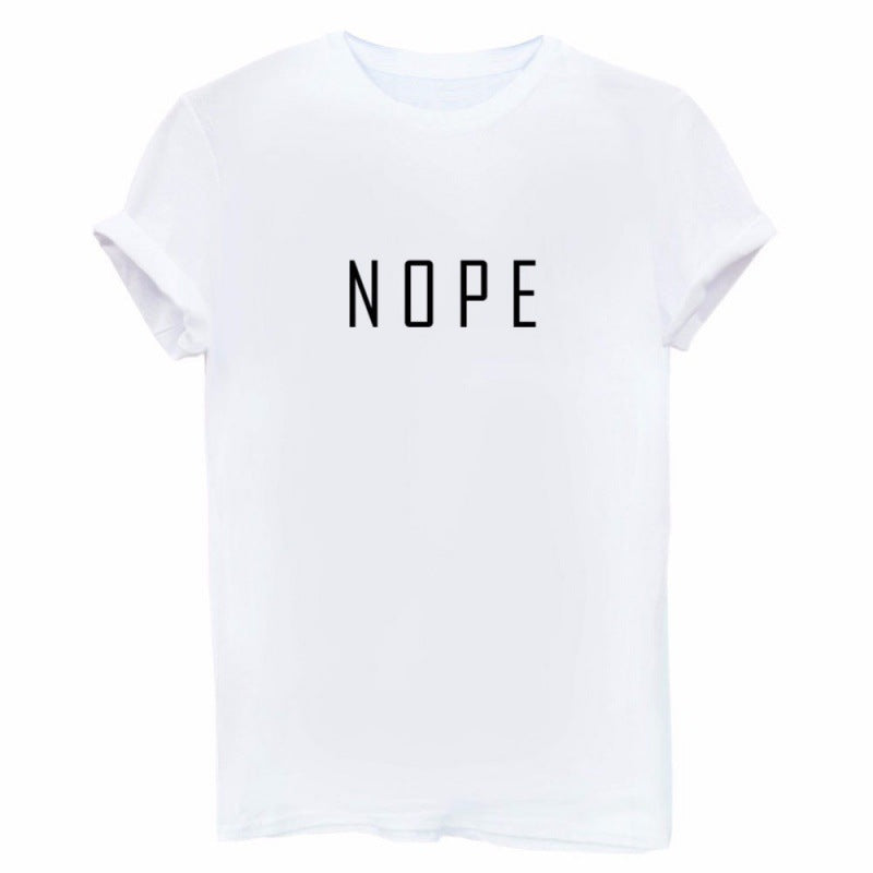 Kvinnors T-shirt med modern iögonfallande text Mirla-Eva Jonsson