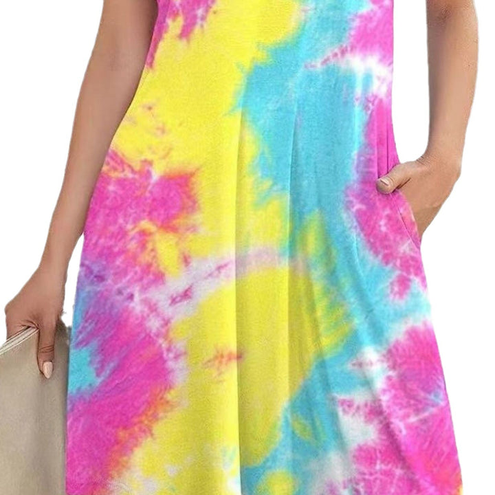 Kvinnors T-shirtklänning med modernt tie-dye-utseende Mirla-Eva Jonsson