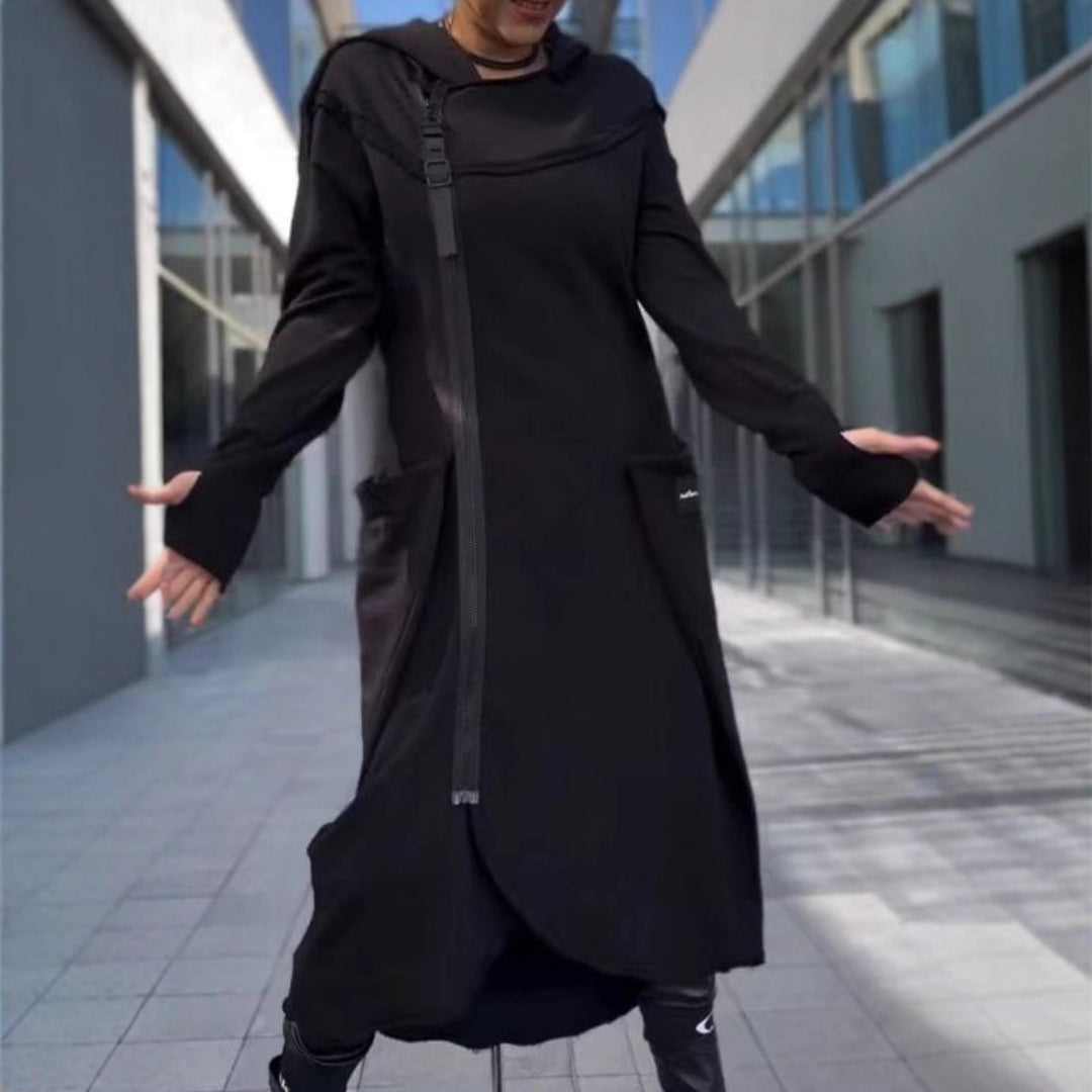 Kvinnors Urban Huva Klänning med Praktiska Fickor Mirla-Eva Jonsson
