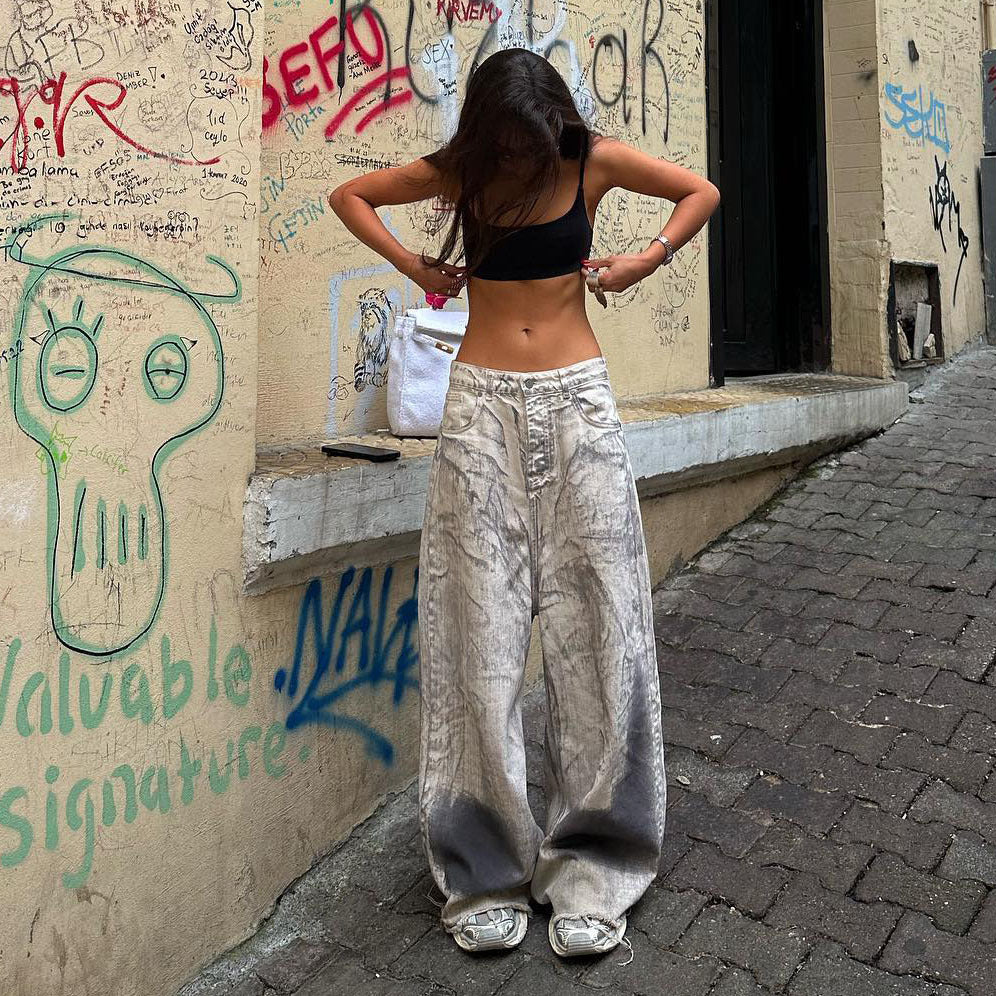 Kvinnors Urban Oversized Hoodie med Grafisk Design Mirla-Eva Jonsson