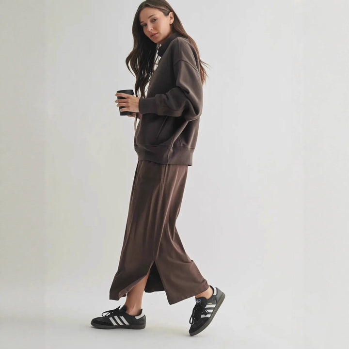Kvinnors Urban Oversized Tröja med Hög Krage Mirla-Eva Jonsson