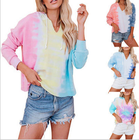 Kvinnors V-hals hoodie med tie-dye-design Mirla-Eva Jonsson