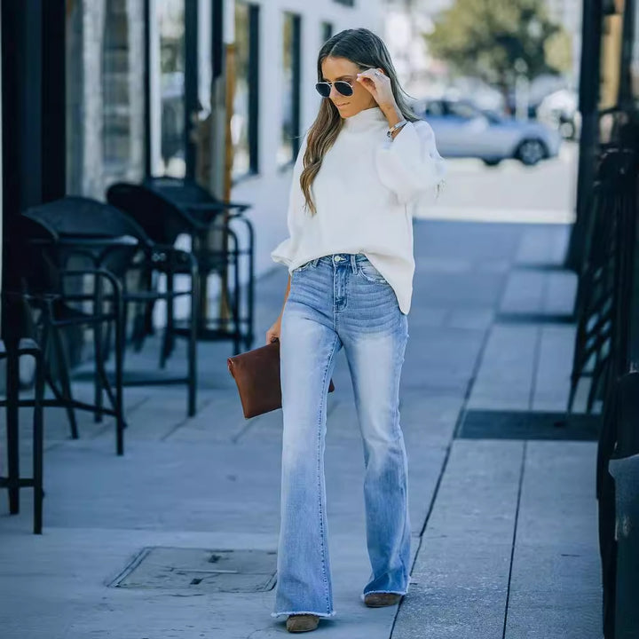 Kvinnors Vida Bootcut Jeans med Hög Midja och Fransad Söm Mirla-Eva Jonsson