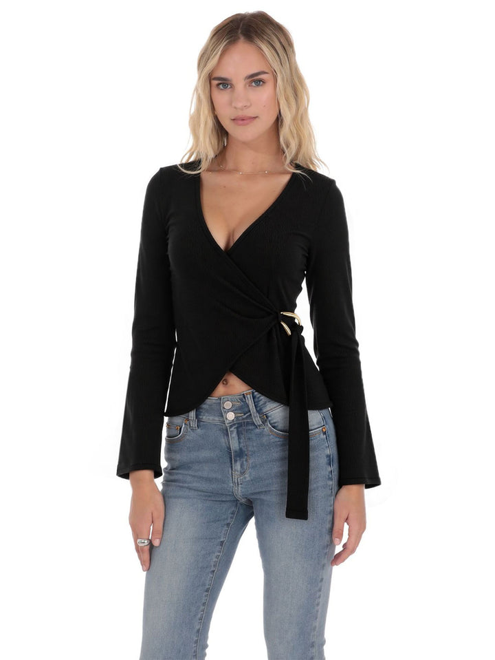 Kvinnors Wrap Top med Långa Ärmar och Eleganta Rynkdetaljer Mirla-Eva Jonsson