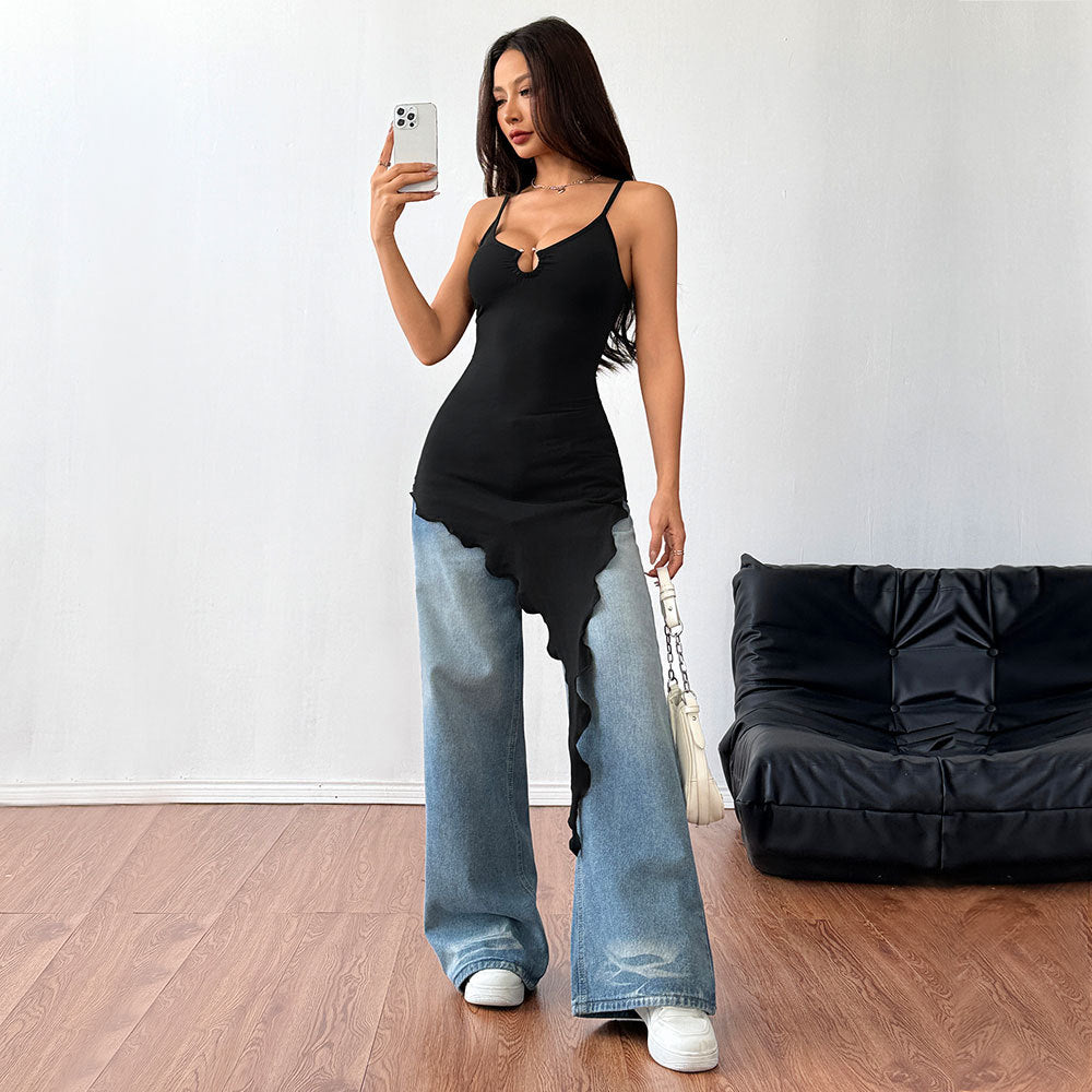Kvinnors asymmetrisk långärmad t-shirt med dekorativt halsringningsdesign Mirla-Eva Jonsson