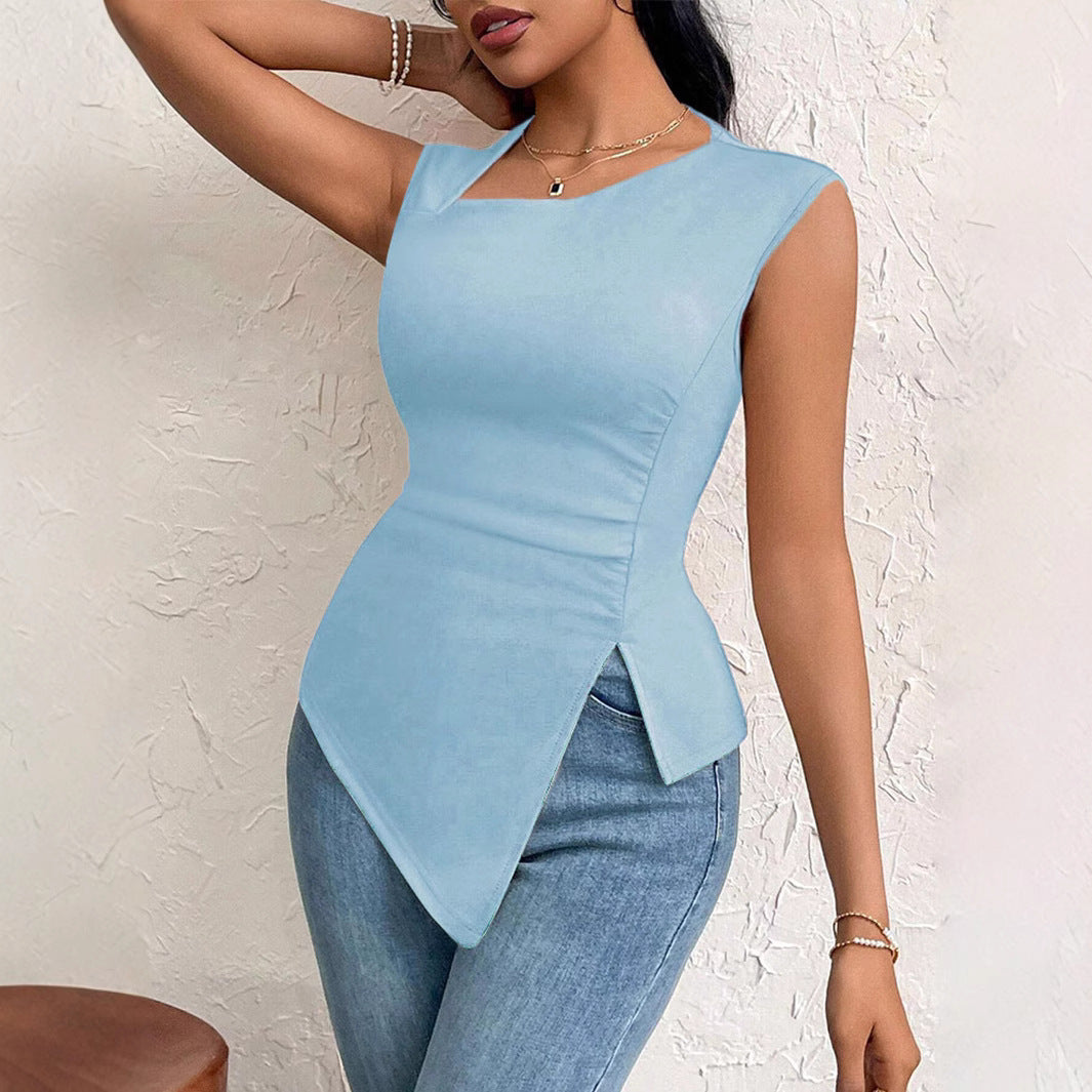 Kvinnors asymmetrisk topp med elegant drapering och moderiktig urtagning Mirla-Eva Jonsson