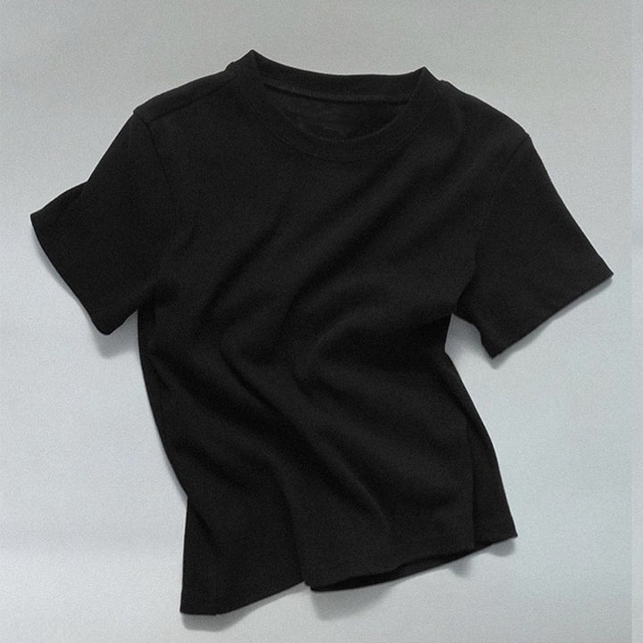 Kvinnors avslappnad T-shirt med modern skärning Mirla-Eva Jonsson