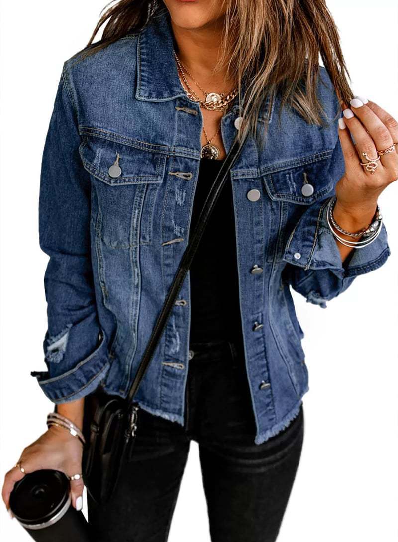 Kvinnors avslappnad denimjacka med slitna detaljer och klassisk skärning Mirla-Eva Jonsson