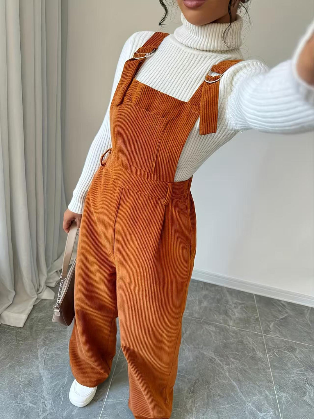 Kvinnors avslappnad klippad kordonedress Mirla-Eva Jonsson