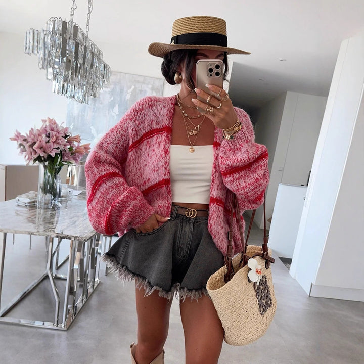 Kvinnors avslappnad kofta med oversized passform och moderna detaljer Mirla-Eva Jonsson