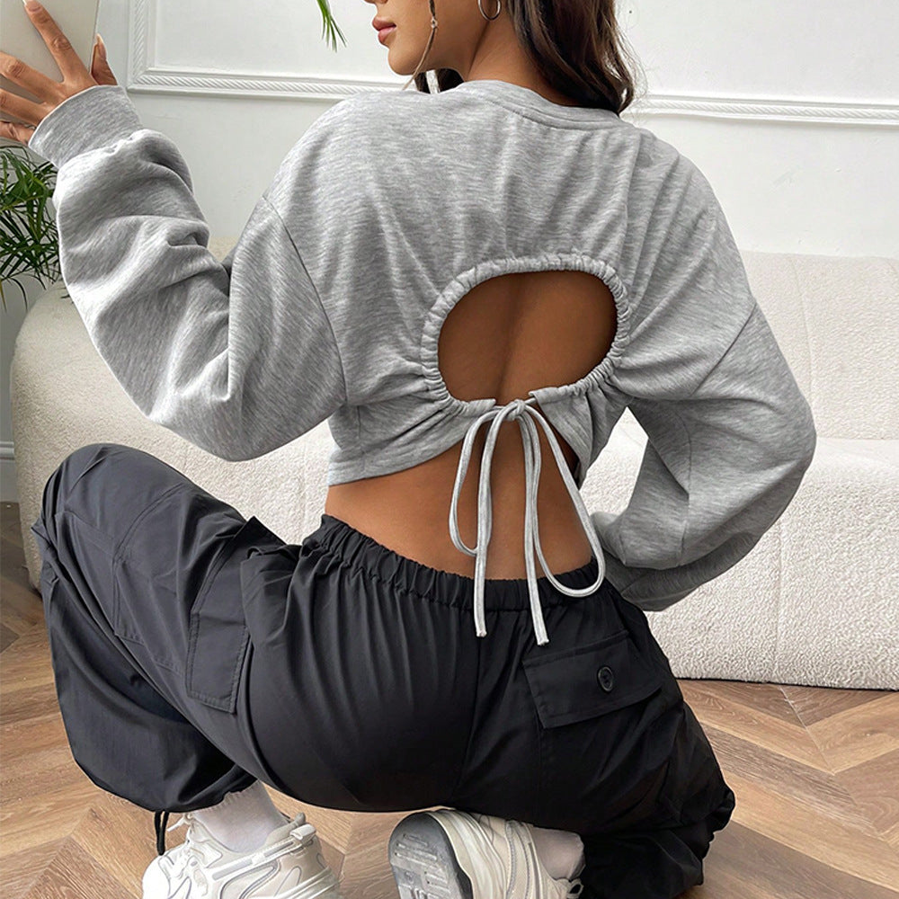 Kvinnors avslappnad kort sweatshirt med vida ärmar och rund hals Mirla-Eva Jonsson