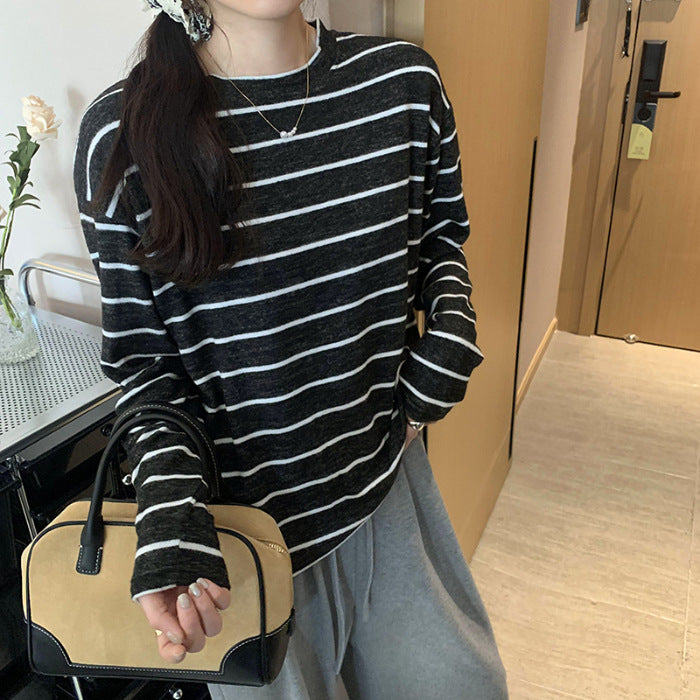 Kvinnors avslappnad långärmad skjorta med randig design Mirla-Eva Jonsson
