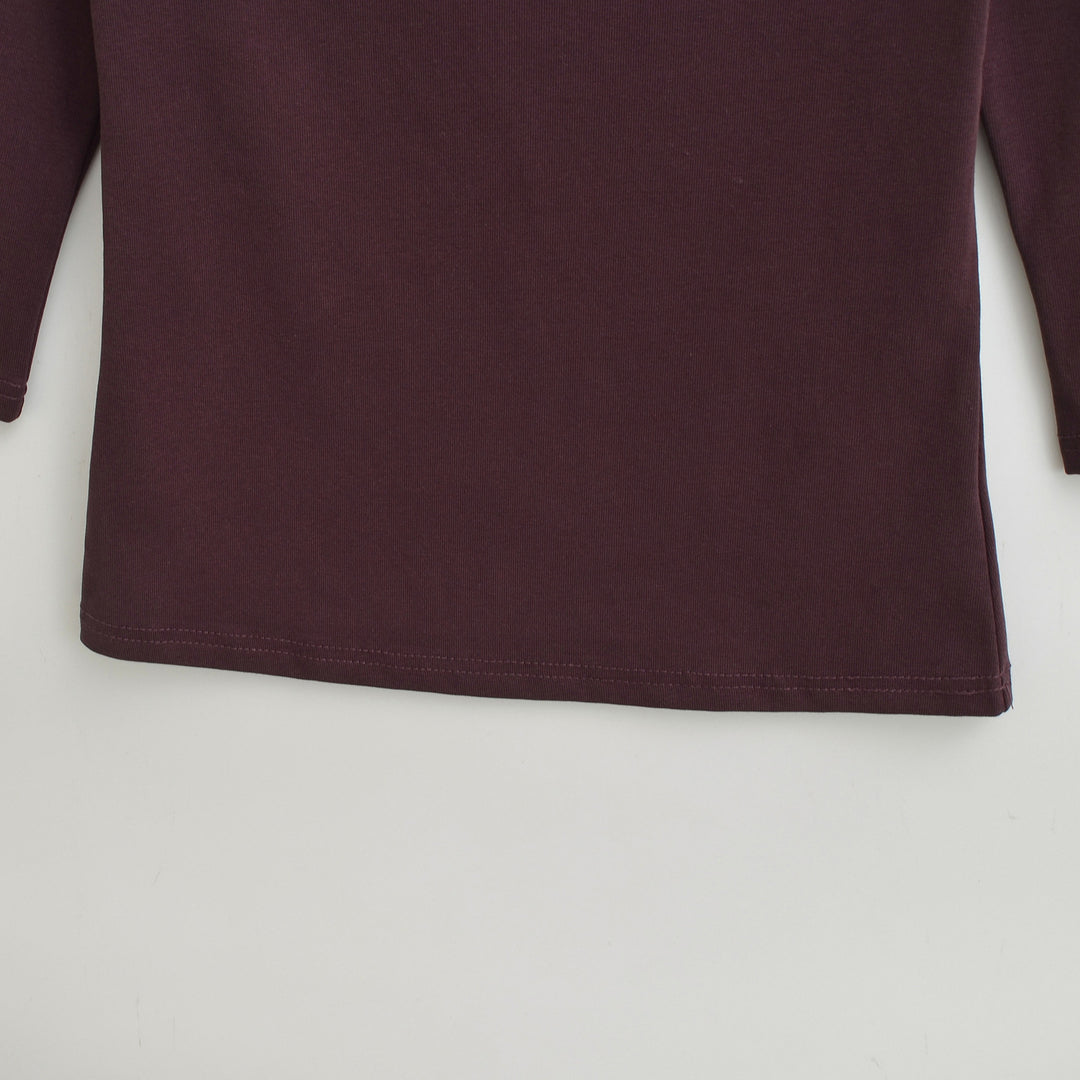 Kvinnors avslappnad långärmad t-shirt med modern krage Mirla-Eva Jonsson