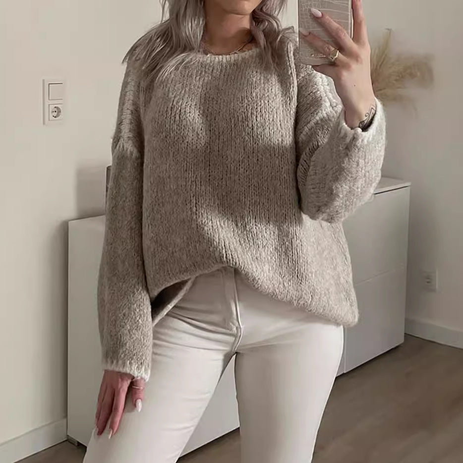Kvinnors avslappnad oversize stickad tröja med kontrasterande detaljer Mirla-Eva Jonsson