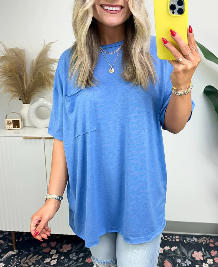 Kvinnors avslappnad oversized T-shirt med ficka Mirla-Eva Jonsson