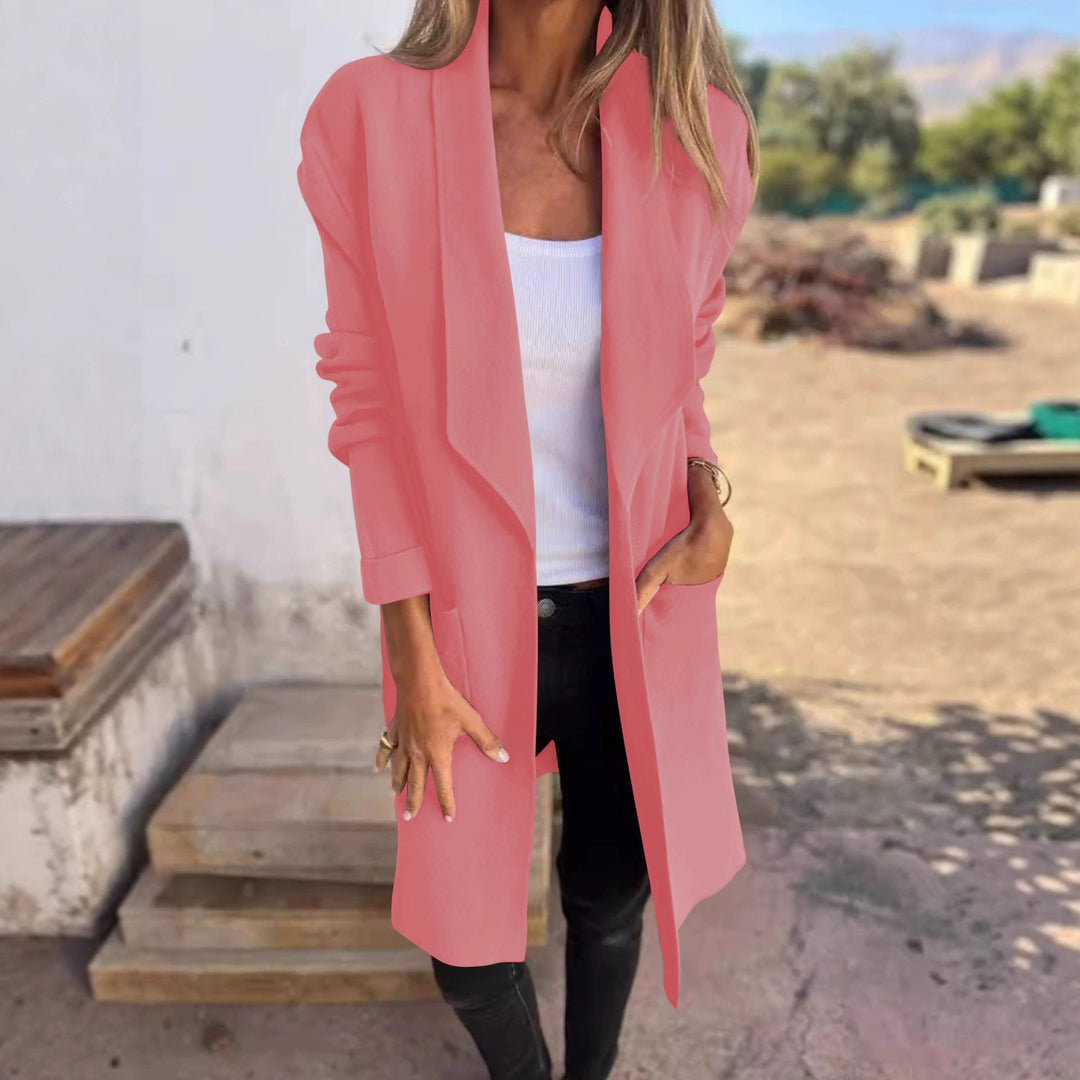 Kvinnors avslappnad oversized rock med sidofickor och öppen krage Mirla-Eva Jonsson