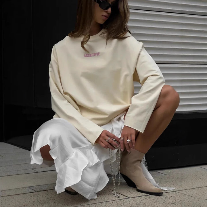Kvinnors avslappnad oversized sweatshirt med tryckdesign Mirla-Eva Jonsson