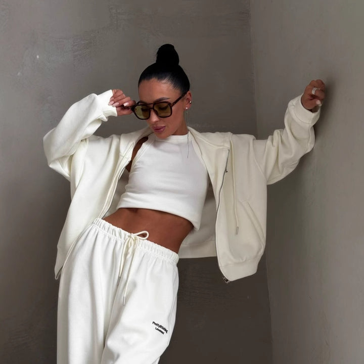 Kvinnors avslappnad oversized träningsdräkt med stilfull krage och elastisk midjeband Mirla-Eva Jonsson