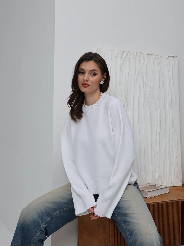 Kvinnors avslappnad oversized tröja med kortade ärmar och texturerad stickad mönster Mirla-Eva Jonsson