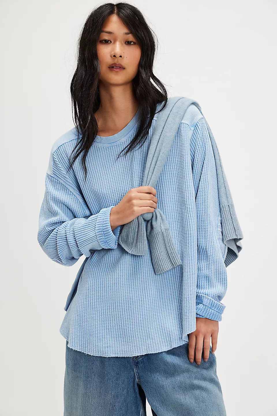 Kvinnors avslappnad oversized tröja med texturerad design och sid sömmar Mirla-Eva Jonsson
