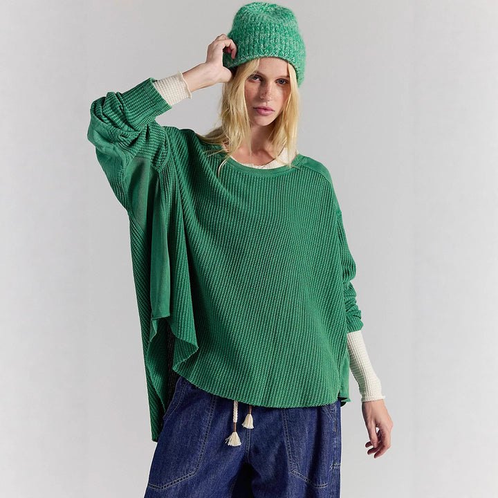 Kvinnors avslappnad oversized tröja med texturerad design och sid sömmar Mirla-Eva Jonsson