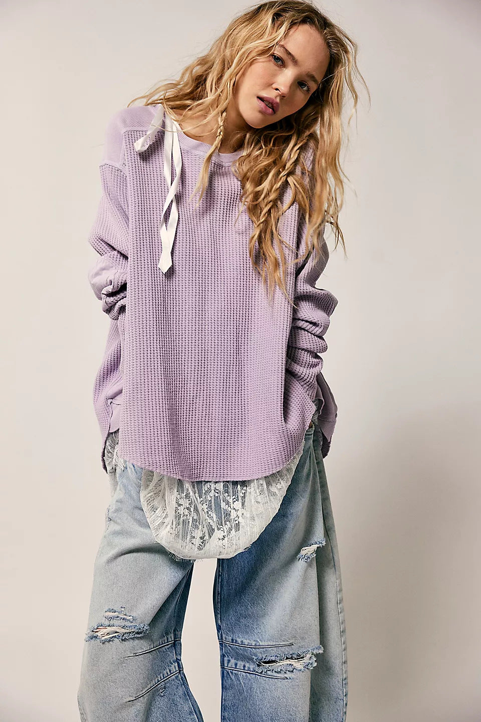 Kvinnors avslappnad oversized tröja med texturerad design och sid sömmar Mirla-Eva Jonsson