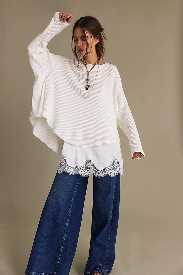 Kvinnors avslappnad oversized tröja med texturerad design och sid sömmar Mirla-Eva Jonsson