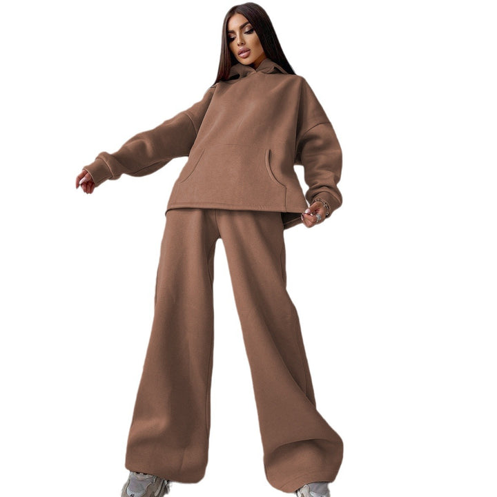 Kvinnors avslappnad passform hoodie och lösa sweatpants set Mirla-Eva Jonsson